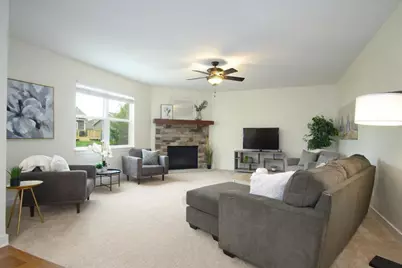 279 N Mallard Drive, Sun Prairie, WI 53590 - Photo 5