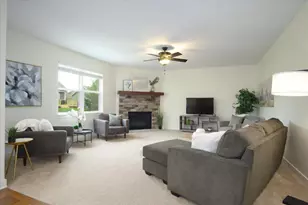 279 N Mallard Dr, Sun Prairie, WI 53590 - Photo 5