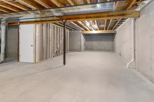 35 Spittlebug Cir, Madison, WI 53718 - Photo 13