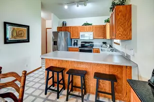 201 Vista Dr, Cottage Grove, WI 53527 - Photo 17