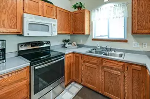 201 Vista Dr, Cottage Grove, WI 53527 - Photo 27