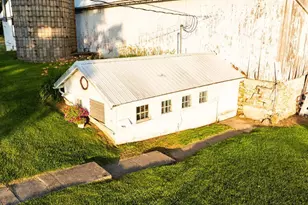 8991 McKenzie Ln, Hollandale, WI 53516 - Photo 47