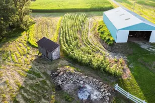 8991 McKenzie Ln, Hollandale, WI 53516 - Photo 5