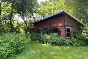 S5655 Old Lake Rd, Baraboo, WI 53913 - Photo 7