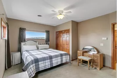 6988 Schneider Road, Middleton, WI 53562 - Photo 17