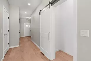 925 Hay Creek Trail, Reedsburg, WI 53959 - Photo 27