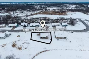 925 Hay Creek Trail, Reedsburg, WI 53959 - Photo 3