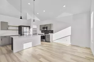 106 Lupine Ave, Poynette, WI 53955 - Photo 11