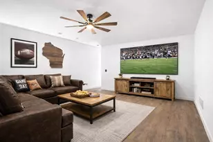 106 Lupine Ave, Poynette, WI 53955 - Photo 29