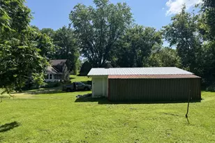 W8785 Hwy 82, Elroy, WI 53929 - Photo 17