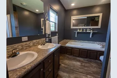 16874 Pond View Lane, Mineral Point, WI 53565 - Photo 33