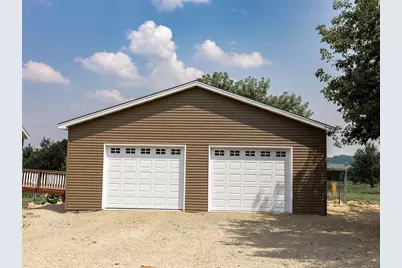 16874 Pond View Lane, Mineral Point, WI 53565 - Photo 9
