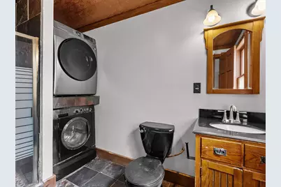 1121 Millersville Avenue, Howards Grove, WI 53083 - Photo 9