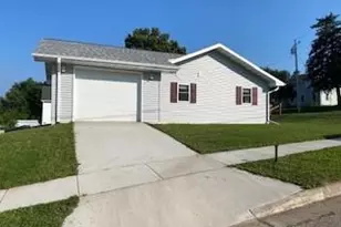 119 W Hall St, Kendall, WI 54638 - Photo 3