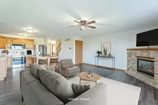 2367 Effingham Way, Sun Prairie, WI 53590 - Photo 3