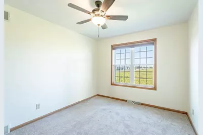 2367 Effingham Way, Sun Prairie, WI 53590 - Photo 13