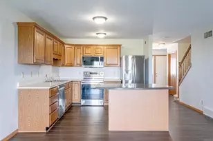 2367 Effingham Way, Sun Prairie, WI 53590 - Photo 7