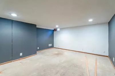 2367 Effingham Way, Sun Prairie, WI 53590 - Photo 17