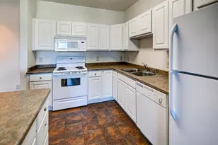 5198 Sassafras Dr, Fitchburg, WI 53711 - Photo 11