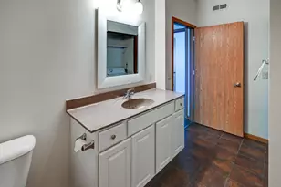 5198 Sassafras Dr, Fitchburg, WI 53711 - Photo 23