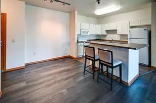 5198 Sassafras Dr, Fitchburg, WI 53711 - Photo 9