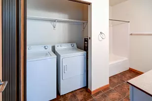 5198 Sassafras Dr, Fitchburg, WI 53711 - Photo 19