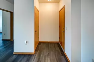 5198 Sassafras Dr, Fitchburg, WI 53711 - Photo 7