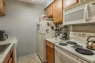 2420 Independence Ln, Madison, WI 53704 - Photo 13