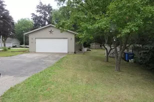 613 Shady Ln, Pardeeville, WI 53954 - Photo 21