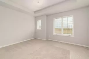 5296 Athlone Rd, Fitchburg, WI 53711 - Photo 9