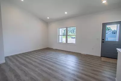 509 Ford Drive, Barneveld, WI 53507 - Photo 5