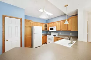 3001 Stratton Way, Madison, WI 53719 - Photo 13