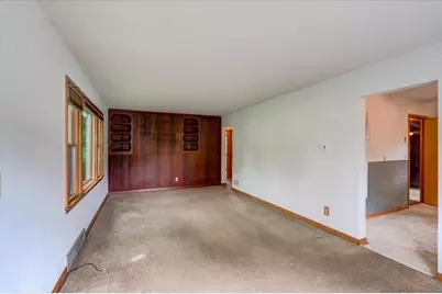 415 Falcon Circle, Monona, WI 53716 - Photo 9