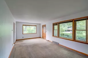 415 Falcon Cir, Monona, WI 53716 - Photo 5