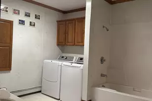 610 1st St, Bloomington,  53804 - Photo 23