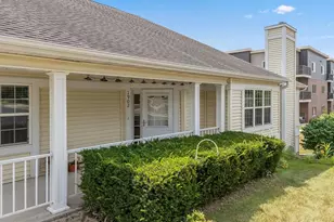 1902 Huntington Park Dr, Reedsburg, WI 53959 - Photo 3