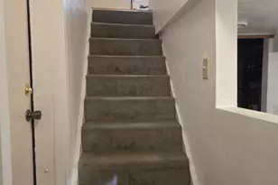 2146 Winnebago St, Madison, WI 53704 - Photo 9