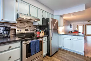 530 E Hiawatha Dr, Wisconsin Dells, WI 53965 - Photo 9