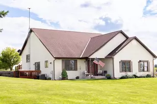 N5080 Hyland Cir, Monticello, WI 53570 - Photo 3