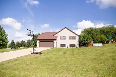 N5080 Hyland Circle, Monticello, WI 53570 - Photo 9