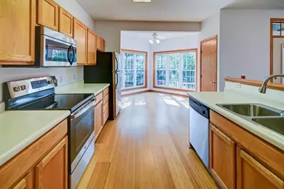 127 Shato Lane, Monona, WI 53716 - Photo 9