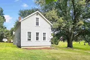 620 Lake St, Hillsboro, WI 54634 - Photo 3