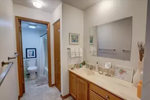 3114 Creekview Dr, Middleton, WI 53562 - Photo 33