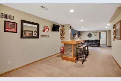 680 W Main Street, Janesville, WI 53536 - Photo 25