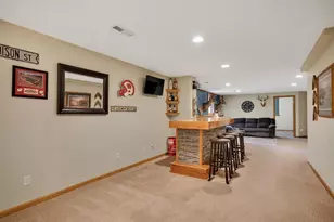 680 W Main St, Janesville, WI 53536 - Photo 25