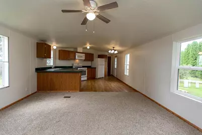 30972 County Road Xx #101, Platteville, WI 53818 - Photo 11