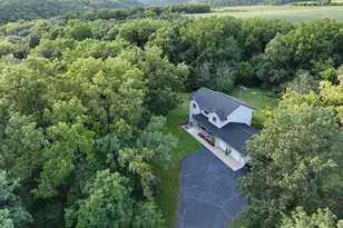 4302 Green Leaf Dr, Ridgeville, WI 53533 - Photo 49