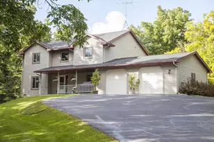 4302 Green Leaf Dr, Ridgeville, WI 53533 - Photo 5