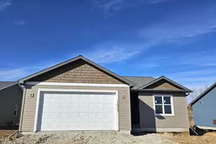 520 Village Ln, Ripon, WI 54971 - Photo 1