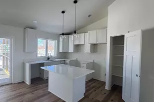 286 Santa Maria Dr, Arlington, WI 53911 - Photo 7